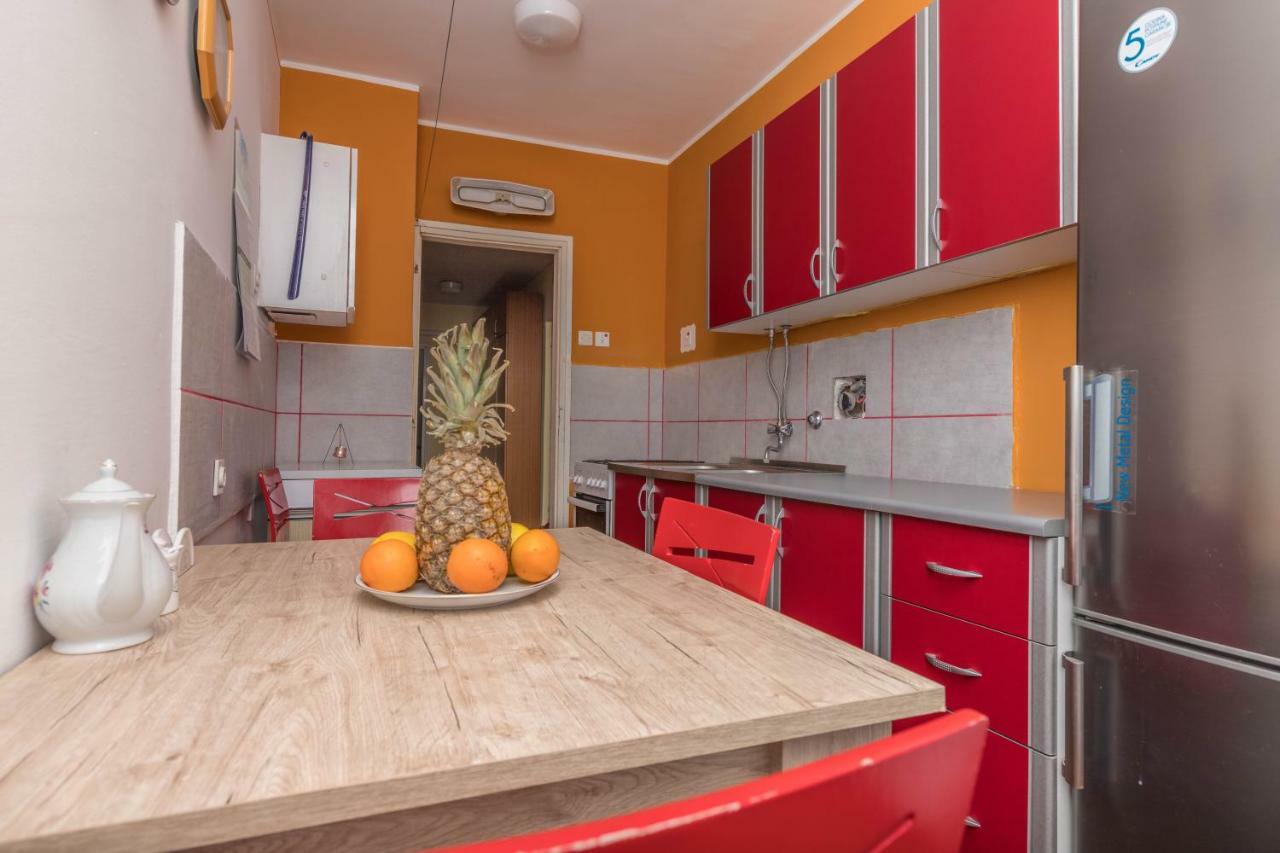 Apartment Center ซริกเวนิซา ภายนอก รูปภาพ